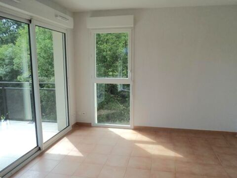   T2 avec terrasse et parking � FLOIRAC Appartement - 2 pi�ce(s) - 40 m�