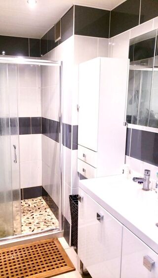  Appartement  vendre 4 pices 70 m