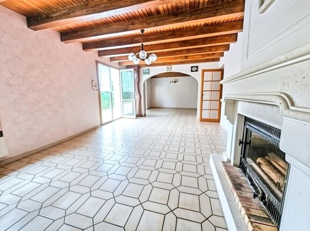 Vente Maison RARE !!! Maison de 230 M² DE SURFACE COMPRENANT UNE MAISON, UN GARAGE POUR BATEAU ET UN STUDIO sur RIVEDOUX PLAGE (17) Rivedoux plage