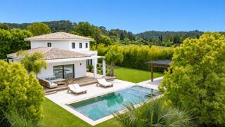  Maison � vendre 6 pi�ces 217 m�