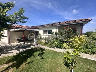  Propri�t�/ch�teau � vendre 7 pi�ces 136 m�