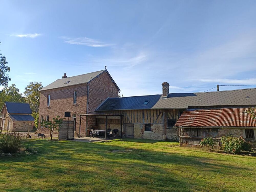 Vente Maison 14100  Maison  6 pièces   - 4 chambres + bâtiments  289 000 Euros Lisieux