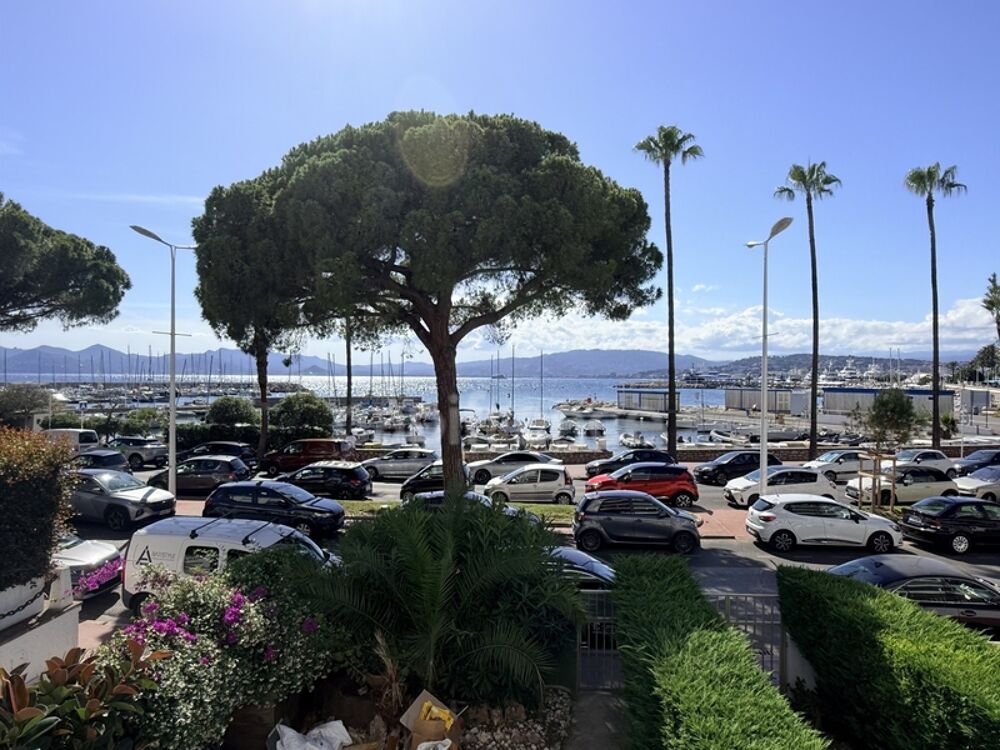 Appartement à vendre 2 pièces CANNES (06) VUE MER PANORAMIQUE