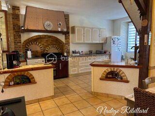  Maison � vendre 9 pi�ces 260 m�