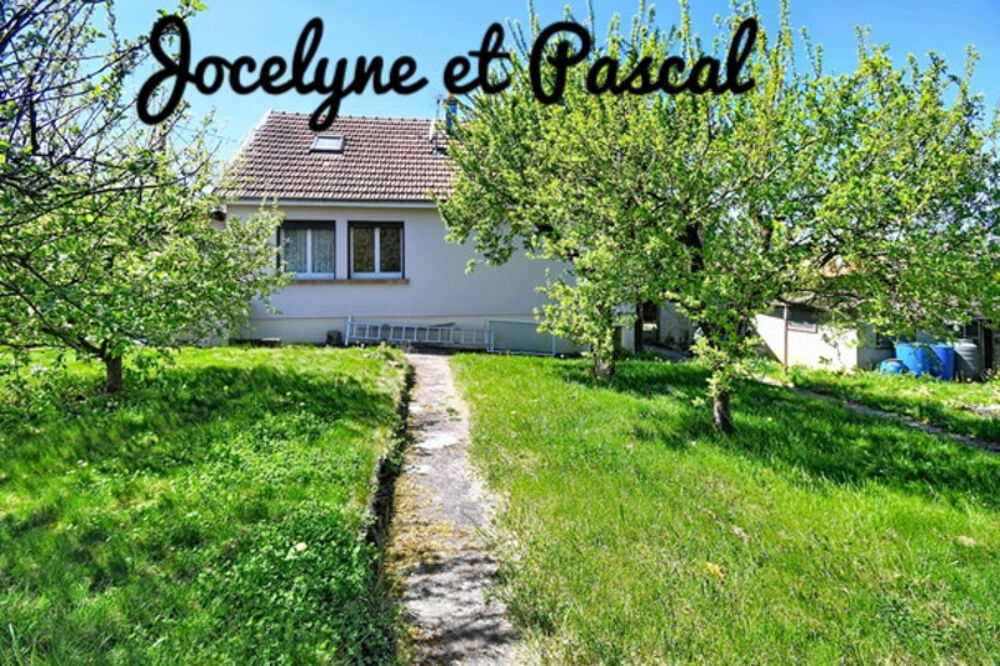 MAISON INDIVIDUELLE AU CALME  3 CHAMBRES  GARAGE  TERRAIN 6 ARES