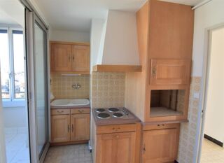  Appartement à louer 3 pièces 63 m²