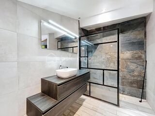  Maison  vendre 8 pices 215 m