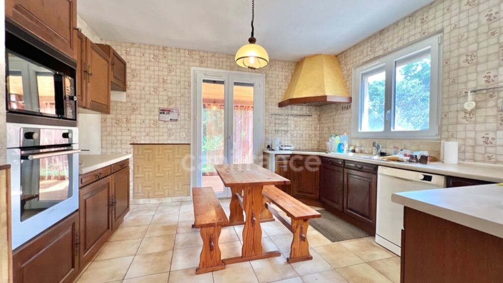 Vente Maison Maison familiale à rénover avec 7 chambres Sete