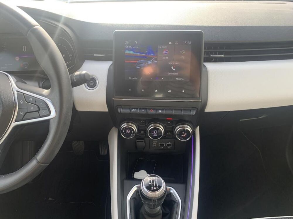 Clio 1.5 Blue dCi 100 CH Intens 2022 occasion 14650 Carpiquet
