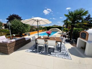 Maison 6 pièces 134 m² · à Saint Michel en L Herm · 134 m² · 397 500 €