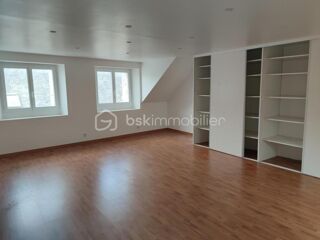  Immeuble à vendre 7 pièces 245 m²