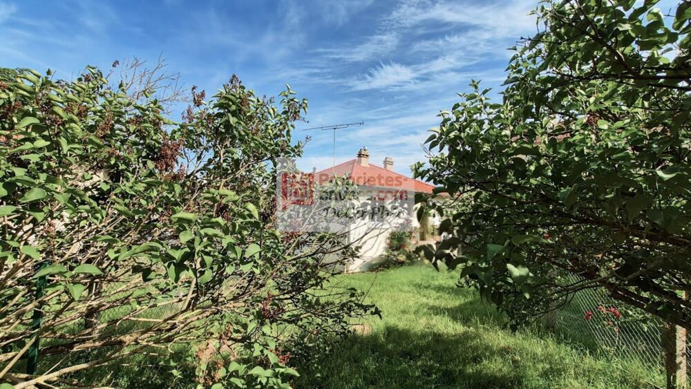 Maison 4 pièces jardin 74m2 agrandissable Versailles Montreuil