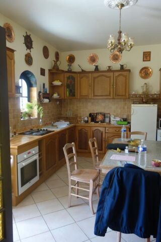  Propri�t�/ch�teau � vendre 8 pi�ces 172 m�