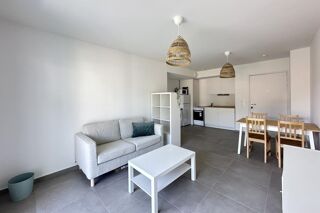  Appartement à louer 2 pièces 37 m²