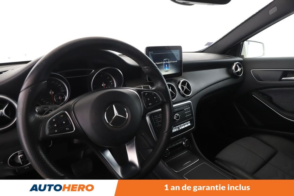 Classe GLA 200 d Inspiration 7G-DCT 136 ch 2017 occasion 92130 Issy-les-Moulineaux