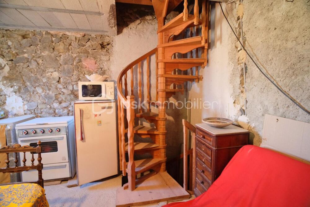 Vente Maison Maison de village de 45 m2 en pierre avec terrasse à finir de rénover Le mas