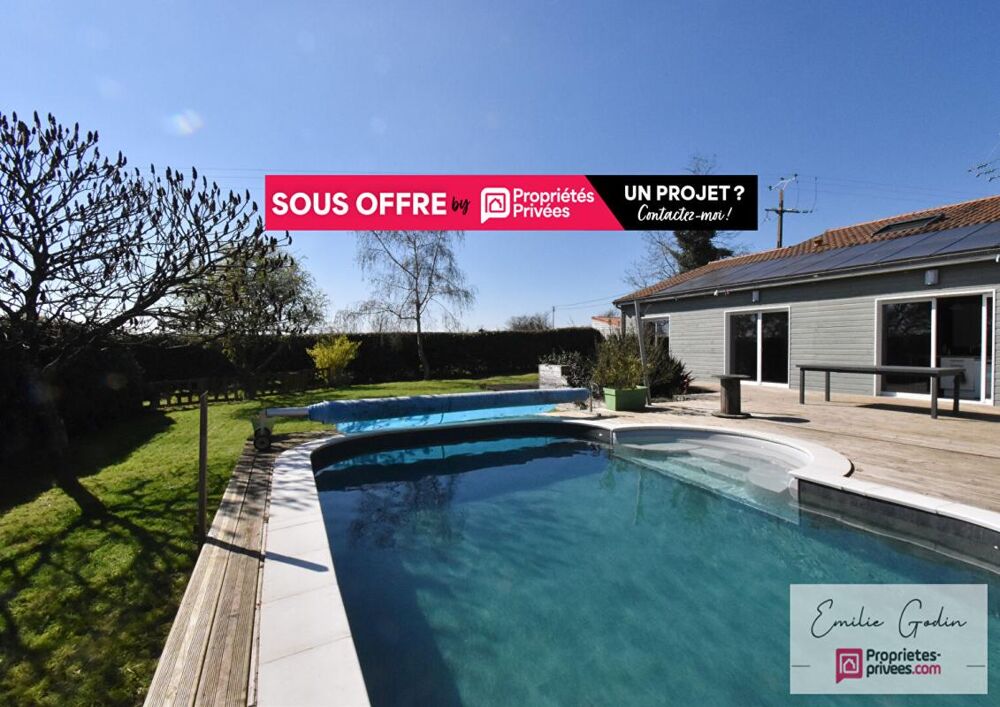 Vente Maison Maison d'architecte Nueil Les Aubiers 6 pièce(s) 135 m2 Nueil les aubiers