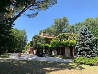  Maison � vendre 12 pi�ces 300 m�