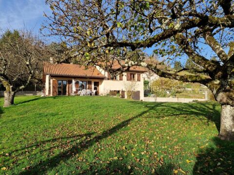   Maison 5 pi�ces de 1990 sur terrain constructible de 1 486 m�, proche La Tour-du-Pin Maison - 5 pi�ce(s) - 95 m�