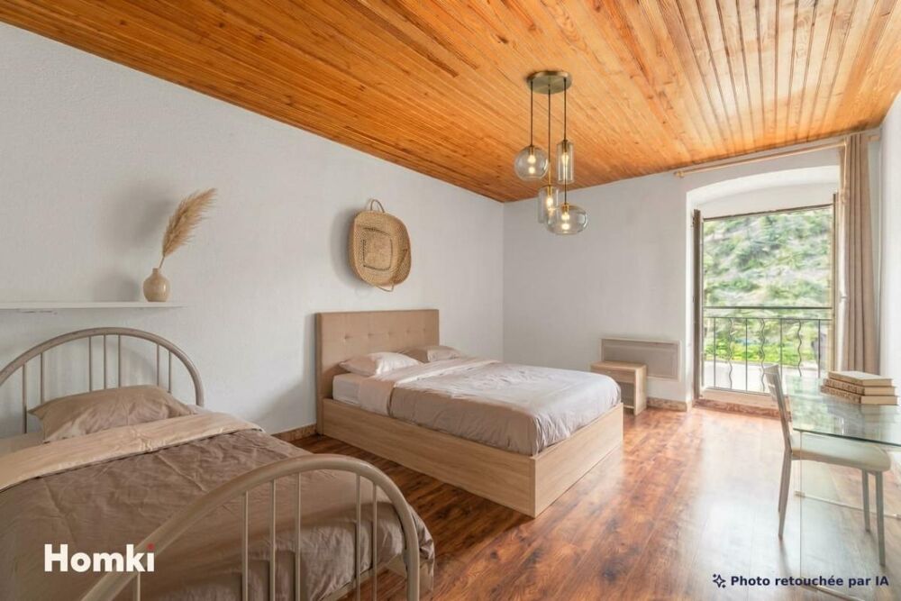 Vente Maison Maison/Villa T7 de 187 m² à Donzère 26290 Donzere