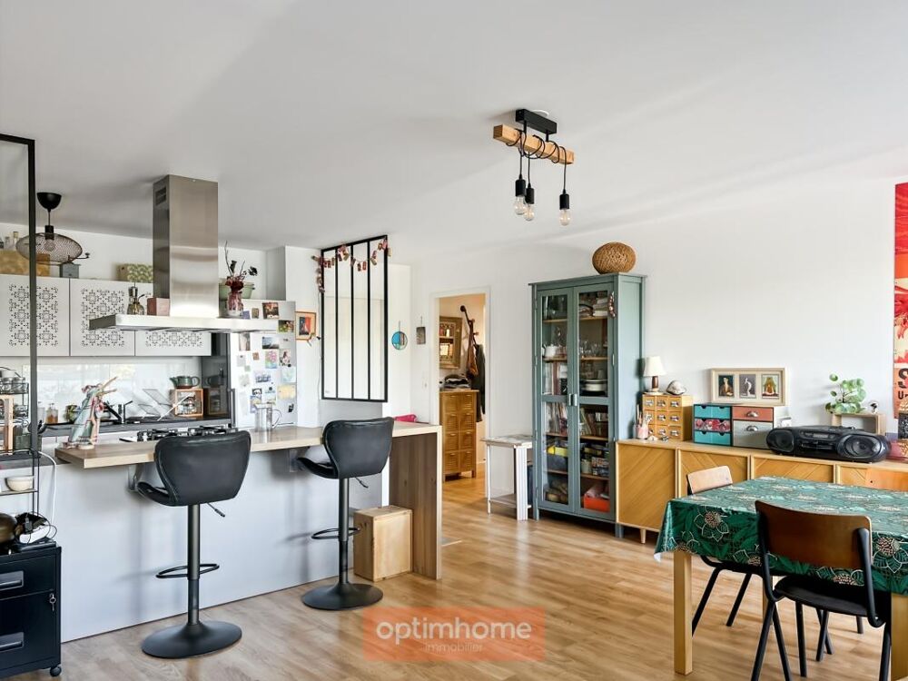 Vente Appartement Rennes Sud-Gare Sainte-Thérèse – T4 traversant, 3 chambres, 2 loggias, garage Rennes