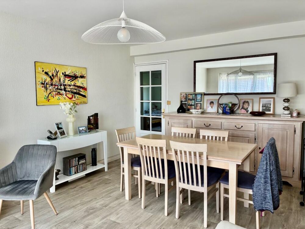 CROIX CENTRE T4 83M² AVEC BALCON CAVE ET GARAGE