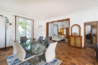  Maison à vendre 8 pièces 228 m²