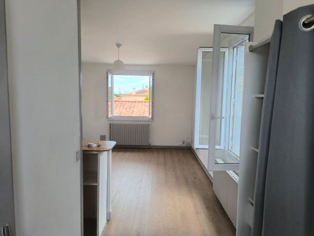 Location Appartement Studio de 29m2 à louer sur Saint-Michel Saint michel