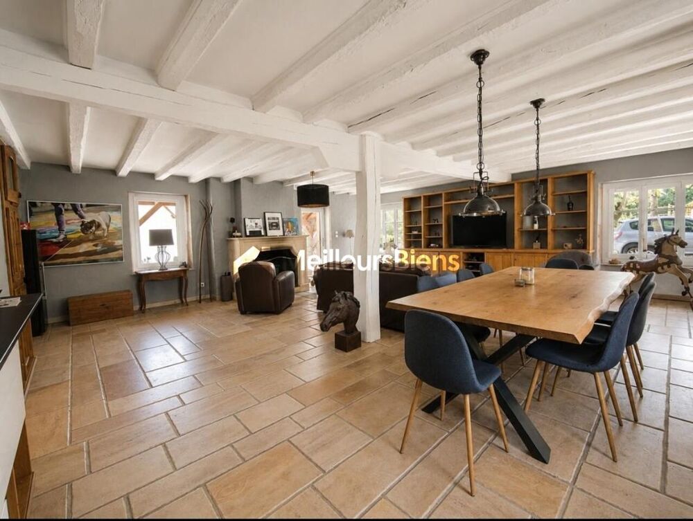 Maison avec deux appartements à Saint-Genis-Pouilly