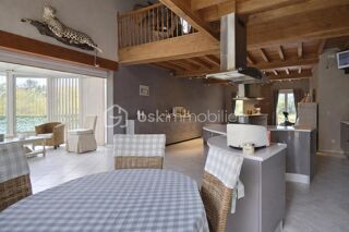  Maison � vendre 4 pi�ces 221 m�