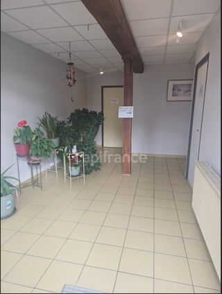  Immeuble à vendre 14 pièces 294 m²