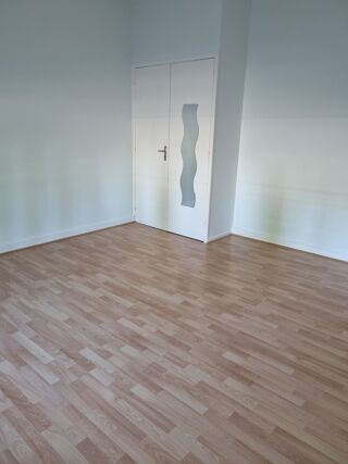  Immeuble à vendre 15 + pièces 474 m²
