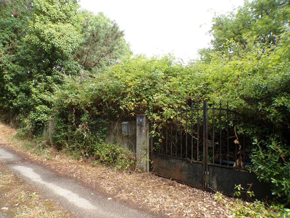 Vente Maison RARE À AUCH - Maison à rénover avec fort potentiel + terrain de 1 100 m² Auch