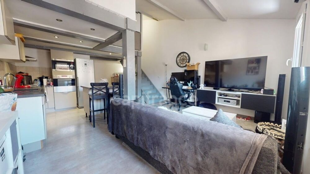 Appartement duplex T3 climatisé à Forcalqueiret  53,30 m² Loi Carrez