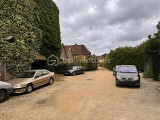  Immeuble à vendre 15 + pièces 1447 m²
