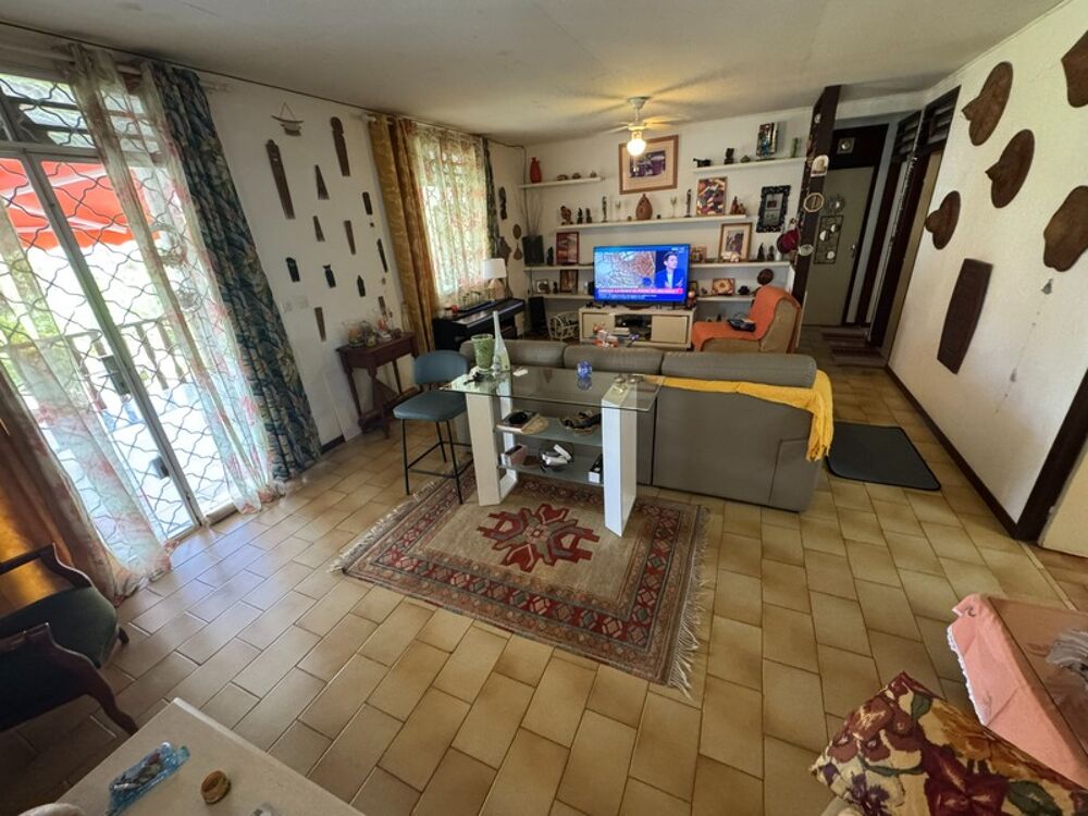 ? MAISON T4 COUP DE COEUR AU LOTISSEMENT DES JASMINS A CAYENNE?
