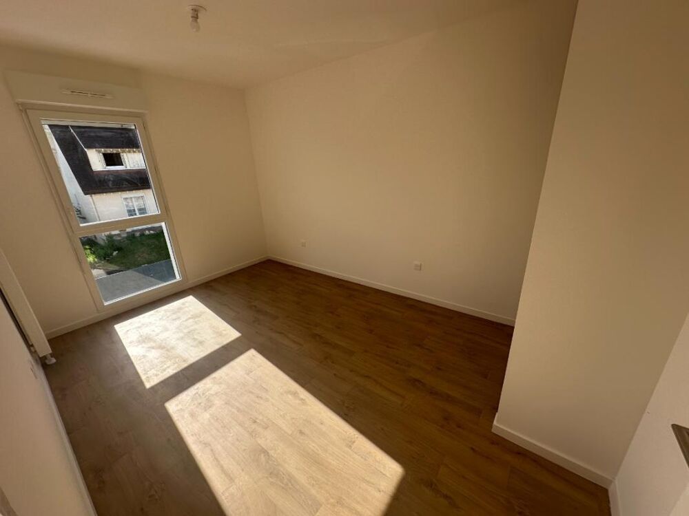 T3 neuf avec balcon et parking à Mainvilliers