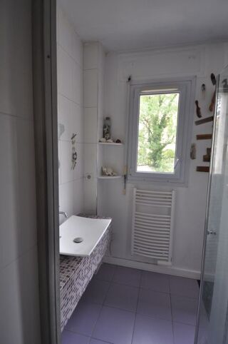  Appartement à louer 4 pièces 120 m²
