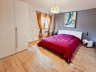  Maison  vendre 8 pices 180 m