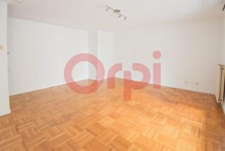  Appartement à louer 1 pièce 32 m²
