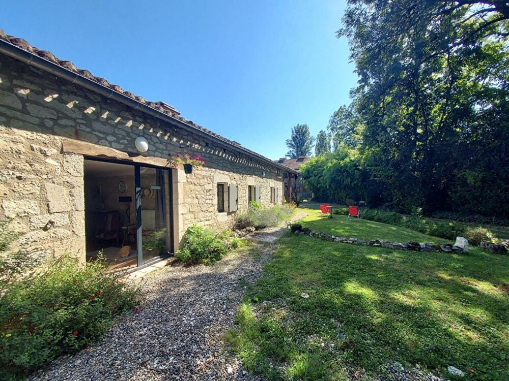 Vente Maison MONTCUQ  Propriété quercynoise 11 pièces sur 5500 m² avec piscine et dépendance Montcuq en quercy blanc