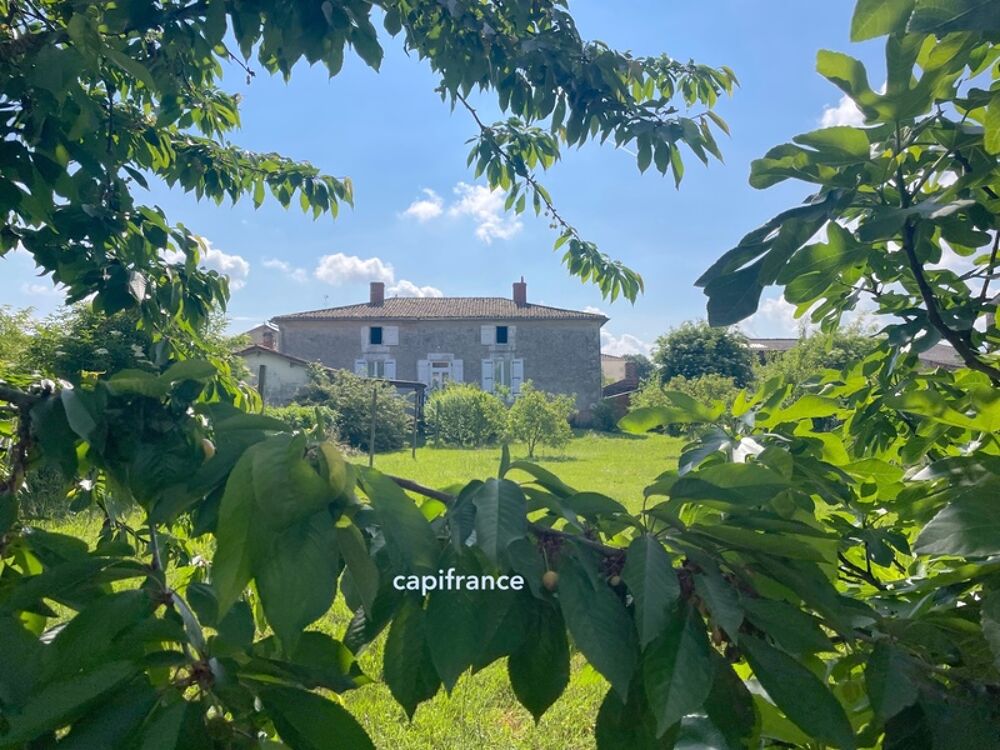 Vente Maison Maison à vendre 7 pièces VOUILLE LES MARAIS (85) Vouille les marais