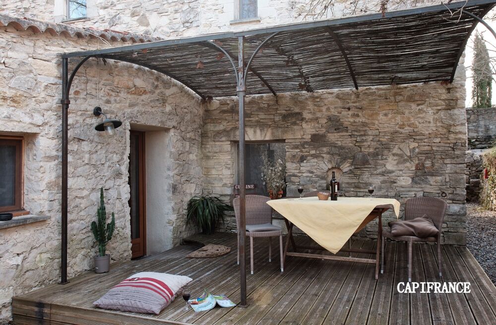 à vendre  Propriété/château Forcalquier (04300)