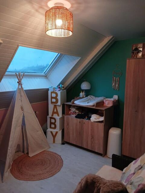  Appartement � louer 5 pi�ces 140 m�