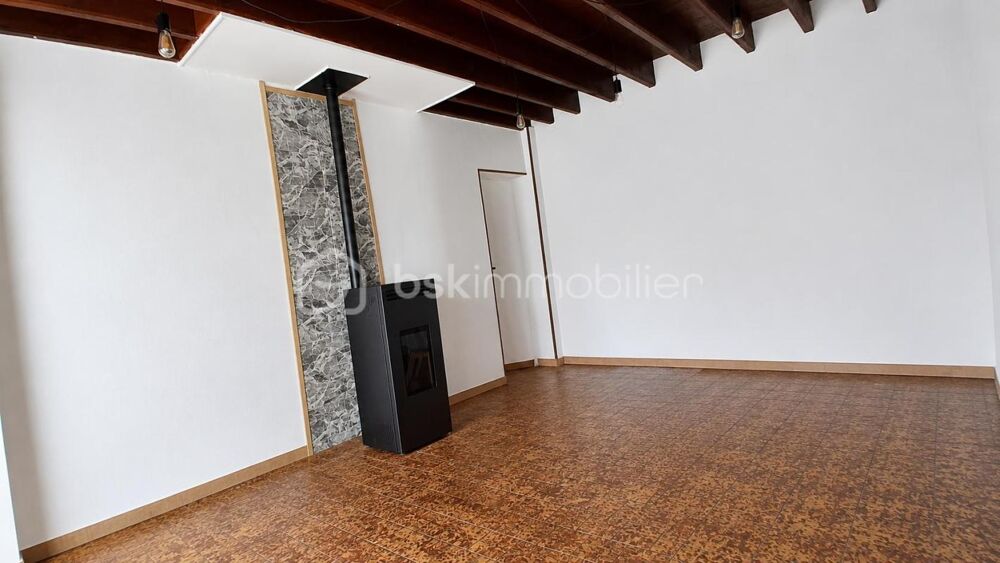 Vente Maison MAISON DE 71M² +(BUANDERIE DE 30M²+DEPENDANCE DE 70M² AVEC POSSIBILITE D'AMENAGEMENT). TERRAIN 703M² Saint georges d elle