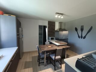  Maison  vendre 9 pices 202 m