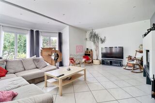  Maison � vendre 10 pi�ces 250 m�