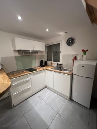  Appartement à louer 1 pièce 35 m² Montpellier