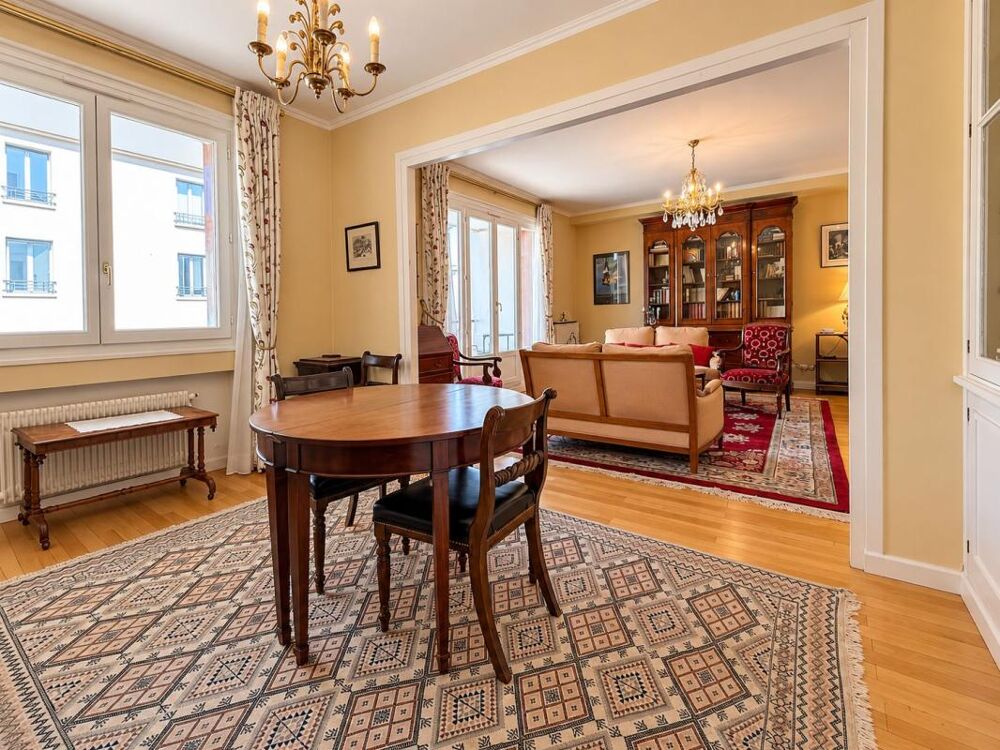 Vente Appartement LYON 8? – T4 TRAVERSANT AVEC BALCON Lyon 8