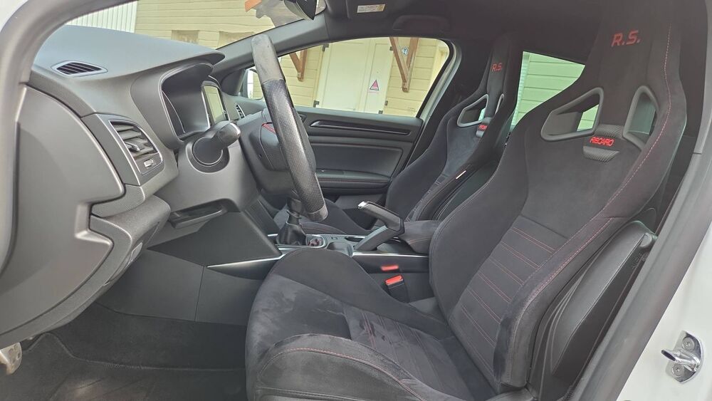 M&eacute;gane RS IV 1.8 Tce 300 Trophy - Entretien constructeur 2020 occasion 54700 Pont A Mousson